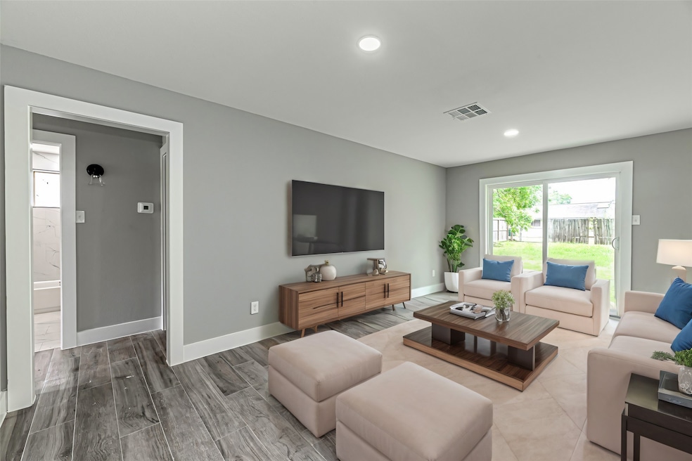 7707 W Gulf Bank Rd, Houston, TX 77040 - photo 1