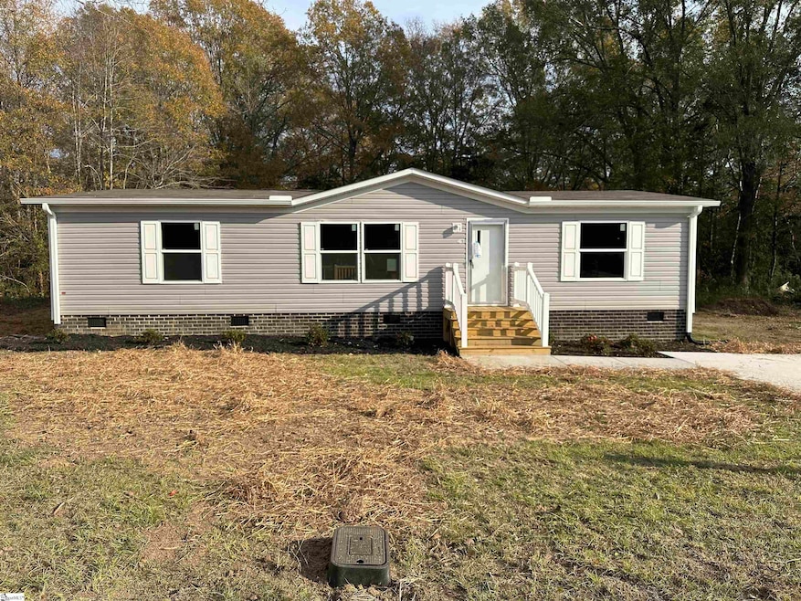 119 Florence St, Calhoun Falls, SC 29628 - photo 1