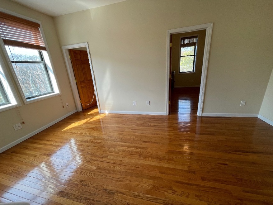 37-02 31st Ave unit 2R, Long Island City, NY 11103 - photo 1