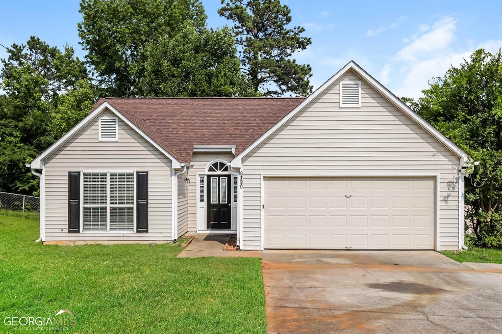 6190 Pembroke Dr, Rex, GA 30273 - photo 1