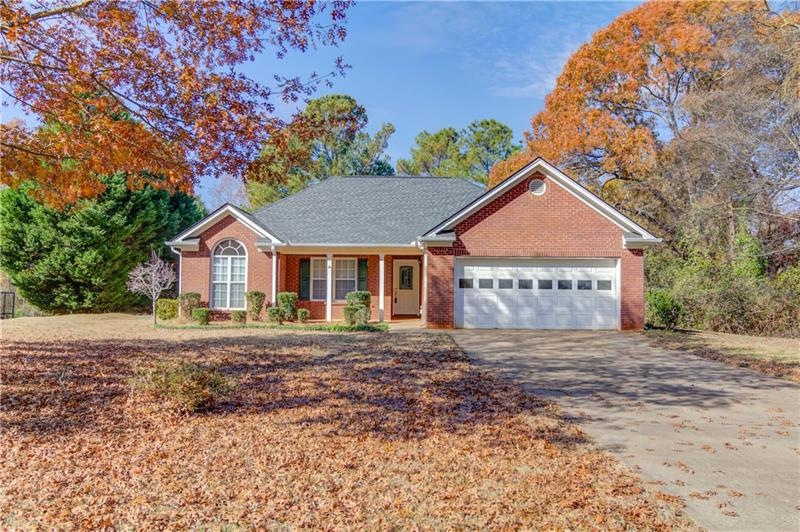 1006 Easy St, Winder, GA 30680 - photo 1