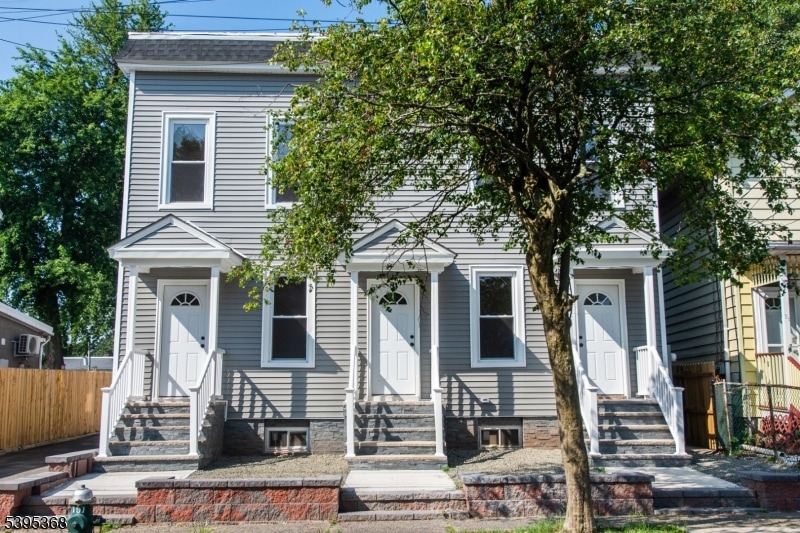 26 Washington St unit 2, Montclair, NJ 07042 - photo 1