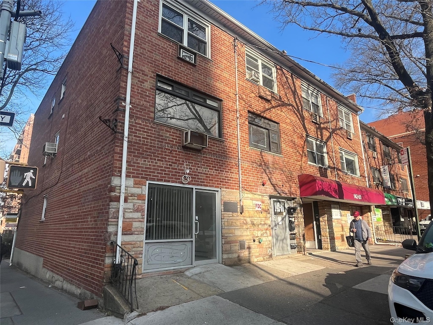 142-01 37th Ave unit 3F, Flushing, NY 11354 - photo 1