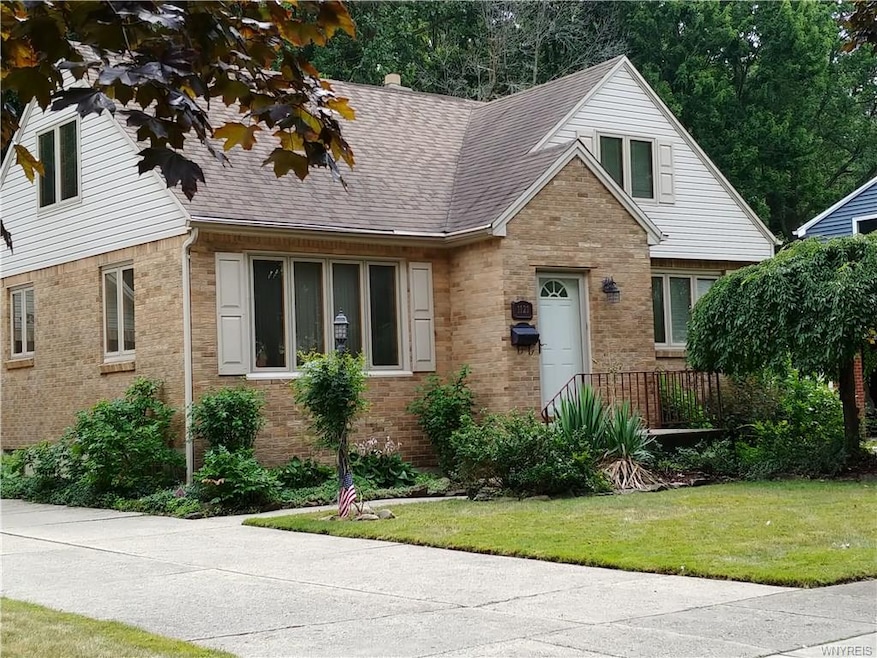 1121 Marcia Dr, North Tonawanda, NY 14120 - photo 1