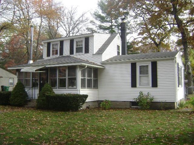 186 Custer St, Warwick, RI 02889 - photo 1