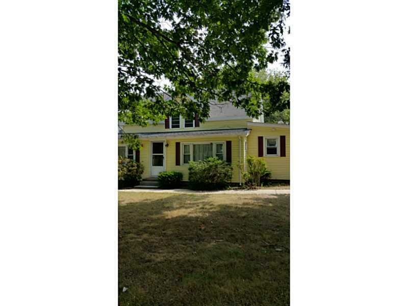 267 W Wrentham Rd unit 2, Cumberland, RI 02864 - photo 1