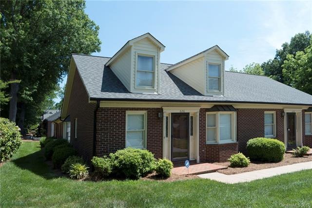 626 Stockton St, Statesville, NC 28677 - photo 1