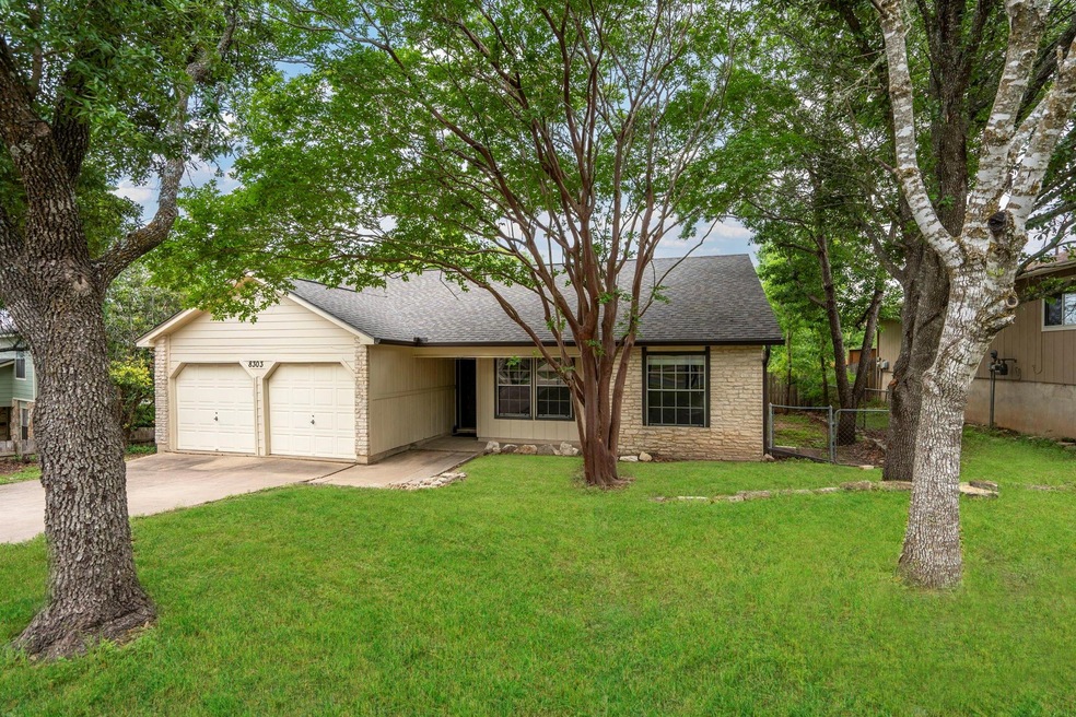 8303 Roan Ln, Austin, TX 78736 - photo 1