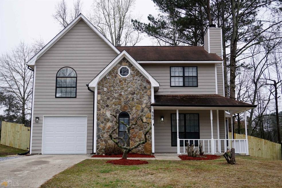 560 Oak Trace Ct, Jonesboro, GA 30238 - photo 1