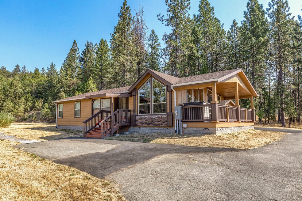 2645 Elk Ln, Grants Pass, OR 97527 - photo 1