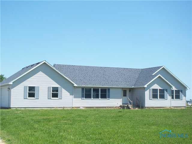 1050 Middleton Pike, Luckey, OH 43443 - photo 1
