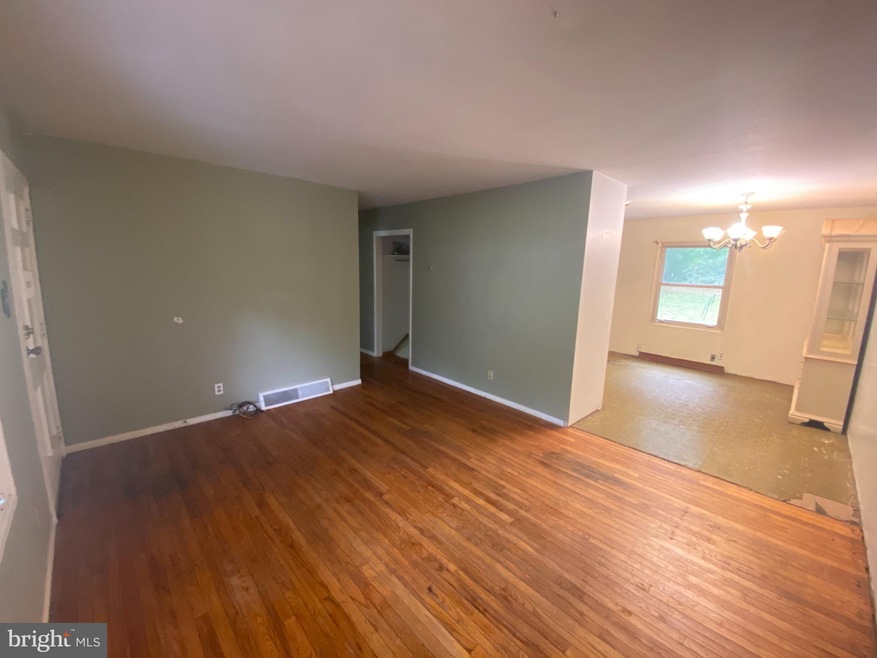 69 Cedar Dr, Doylestown, PA 18901 - photo 1