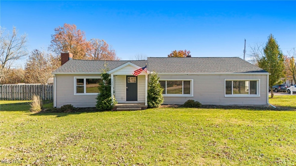 1301 N Main St, Amherst, OH 44001 - photo 1