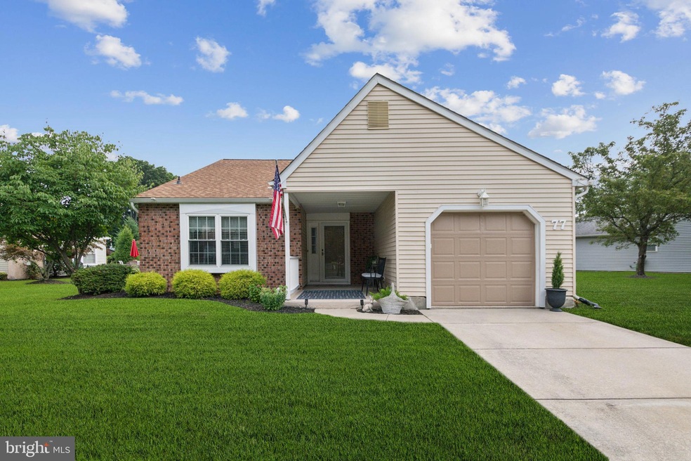 77 Lakebridge Dr, Woodbury, NJ 08096 - photo 1