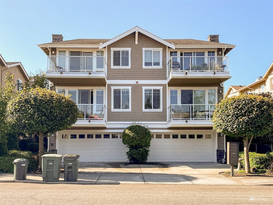 616 Glen St unit 202, Edmonds, WA 98020 - photo 1