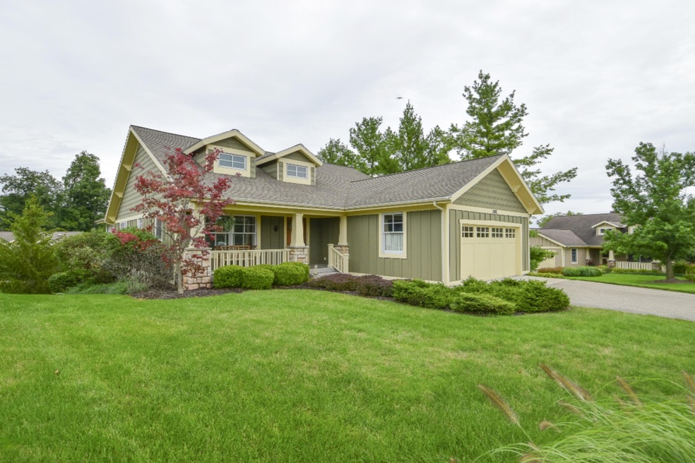002-photo-front-view-7459208
