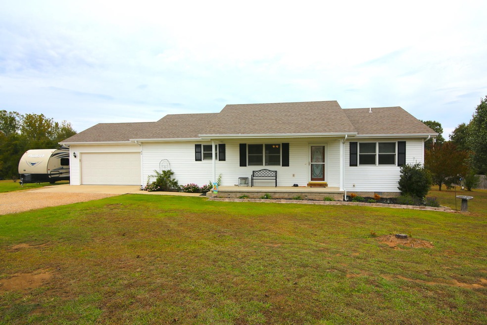 Home for Sale in Mountian Home, AR1