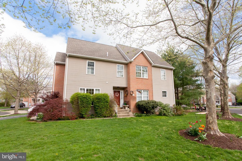 182 Queensbury Place unit 207, Doylestown, PA 18901 - photo 1