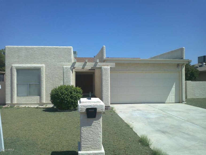 Silvertree front