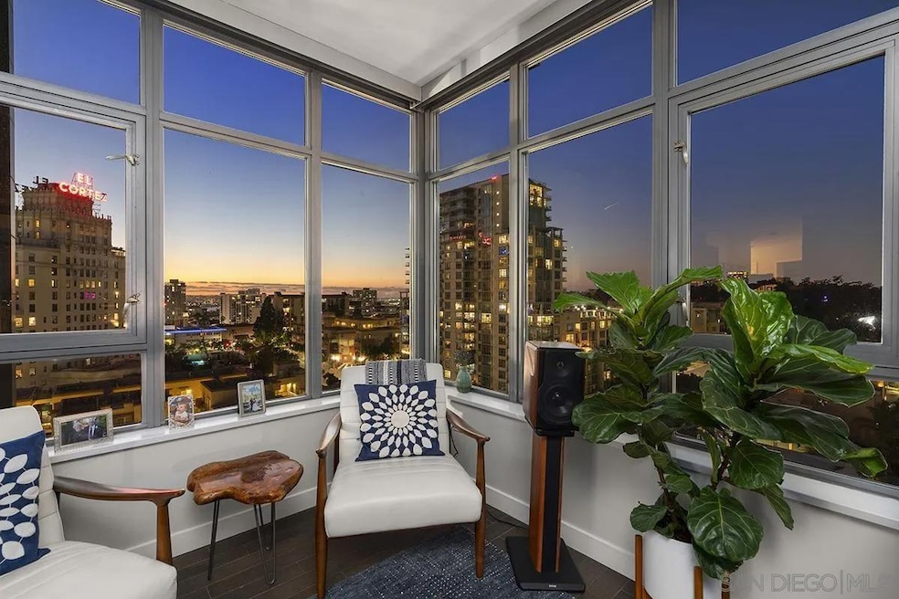 For Sale $898,000 • Co-Listing Agent