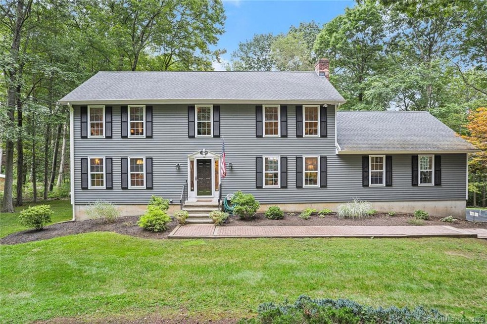 86 Hurd Rd, Trumbull, CT 06611 - photo 1