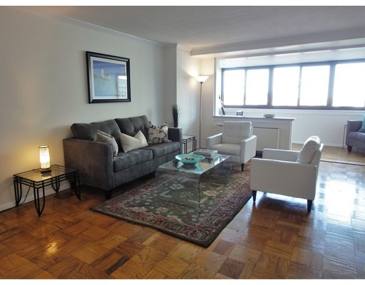 9 Hawthorne Place unit 14M, Boston, MA 02114 - photo 1