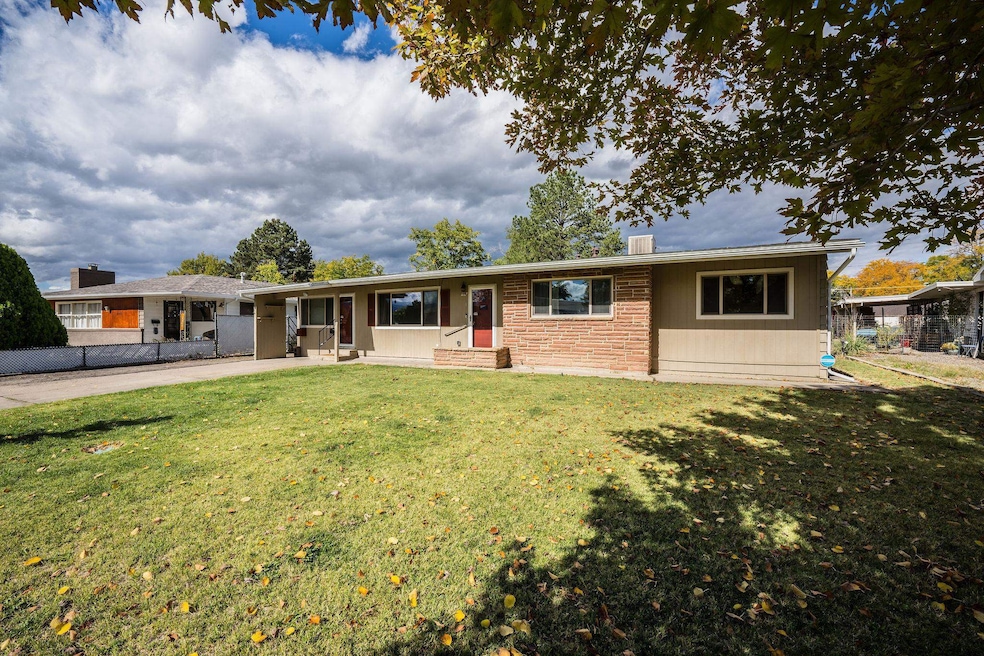 450 Elm Ct, Grand Junction, CO 81501 - photo 1