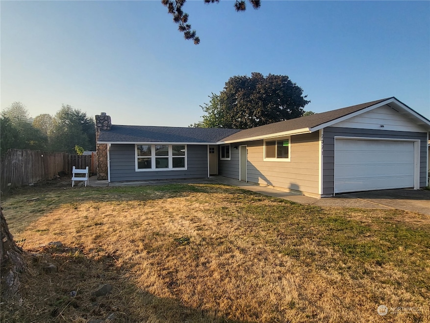 2021 35th Ave, Longview, WA 98632 - photo 1