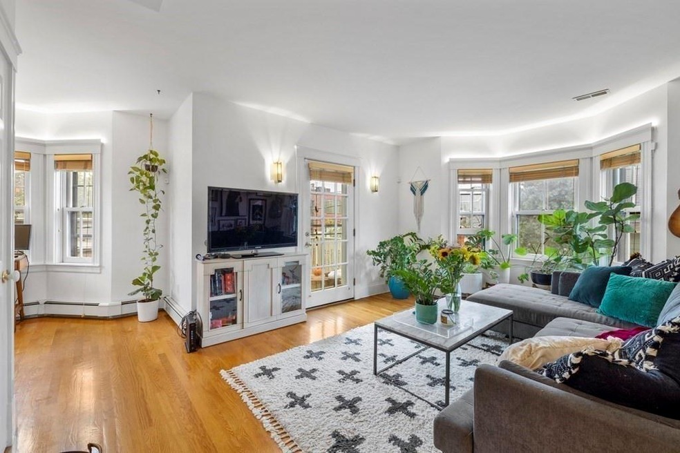 85 Sherman St unit 7, Cambridge, MA 02140 - photo 1