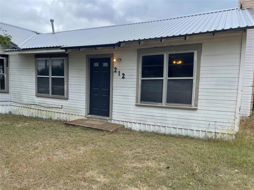 212 Gregory St, Joshua, TX 76058 - photo 1