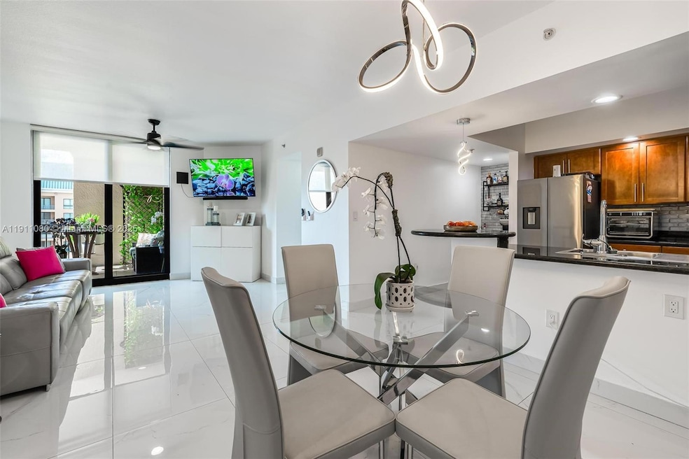 Waverly at Las Olas unit 1413, Fort Lauderdale, FL 33301 - photo 1