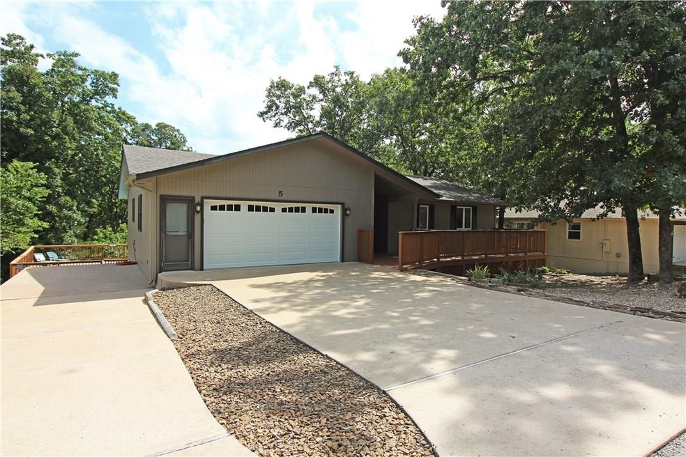 2954 sq. ft. 5 bed room, 3 full bath home in great area.