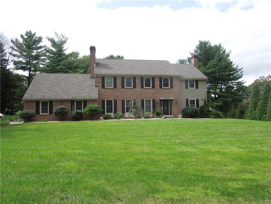 2737 Bridle Path Place, Bethlehem, PA 18017 - photo 1