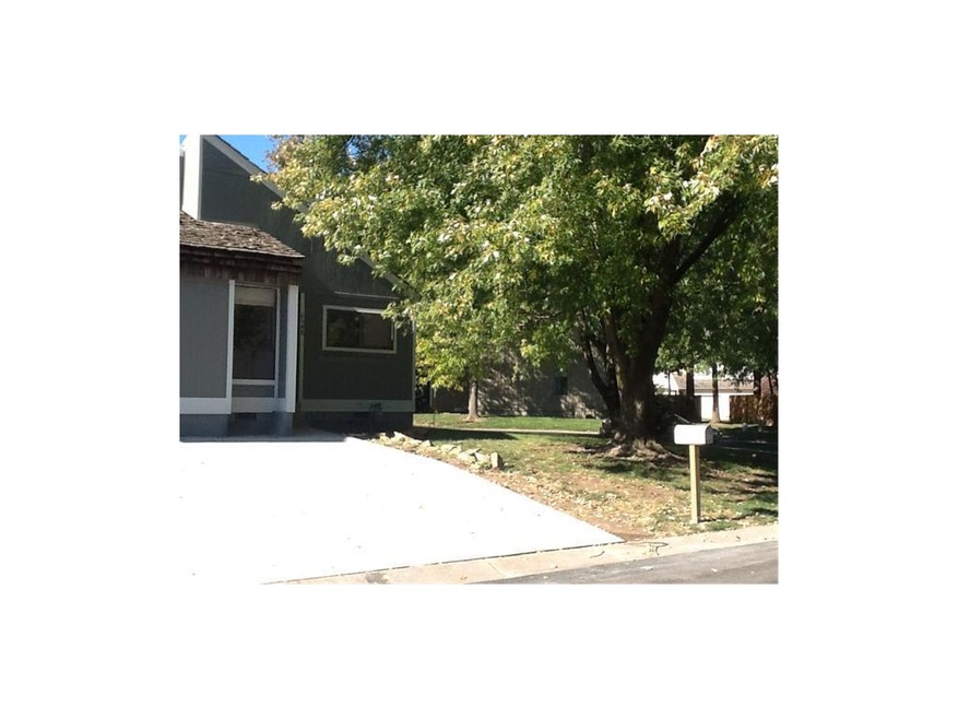 6548 Halsey St, Shawnee, KS 66216 - photo 1