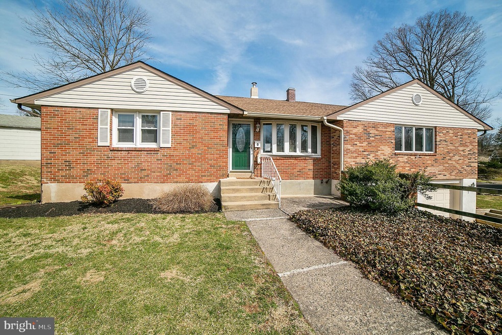 3745 Lukens Ln, Hatboro, PA 19040 - photo 1