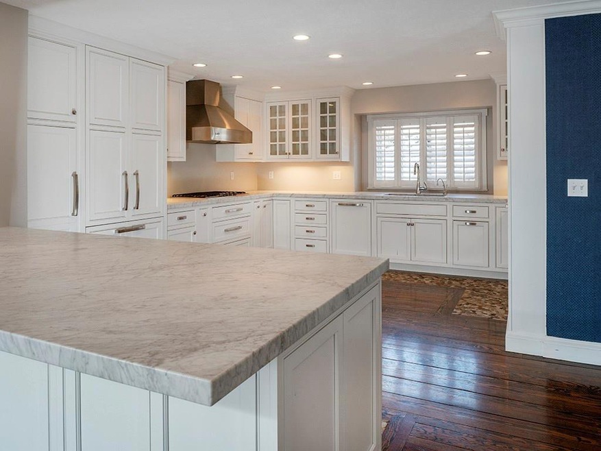The beautifully renovated kitchen...