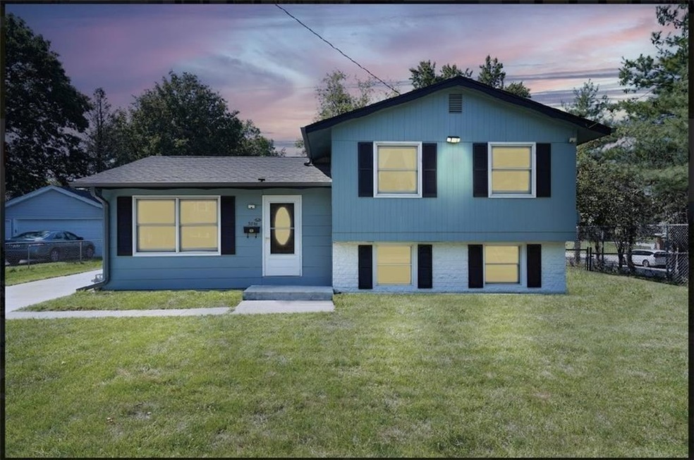 3840 Lindlavista Way, Des Moines, IA 50310 - photo 1