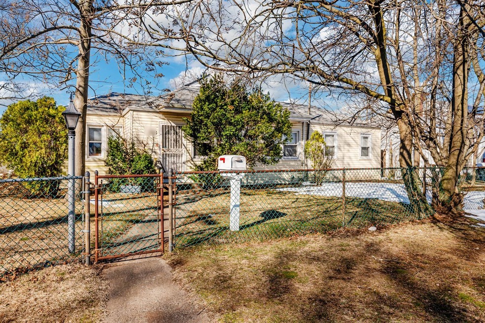 328 Fenimore Ave, Uniondale, NY 11553 MLS 11251652