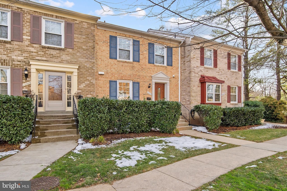 10210 Arizona Cir, Bethesda, MD 20817 - photo 1