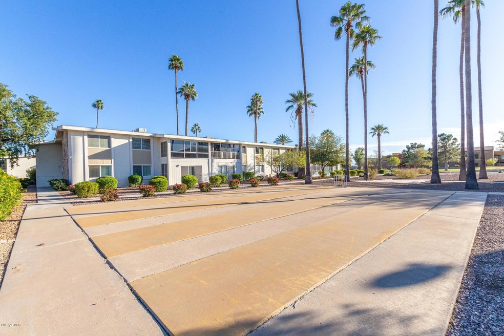 0004-Fairway Court 05