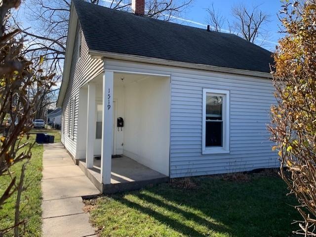 1519 W 7th St, Davenport, IA 52802 - photo 1