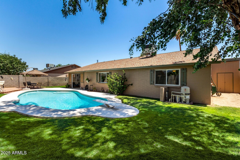 4016 W Cholla St, Phoenix, AZ 85029 - photo 1