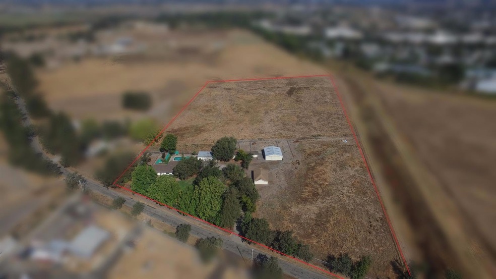 795 Helman Ln, Cotati, CA 94931 - photo 1