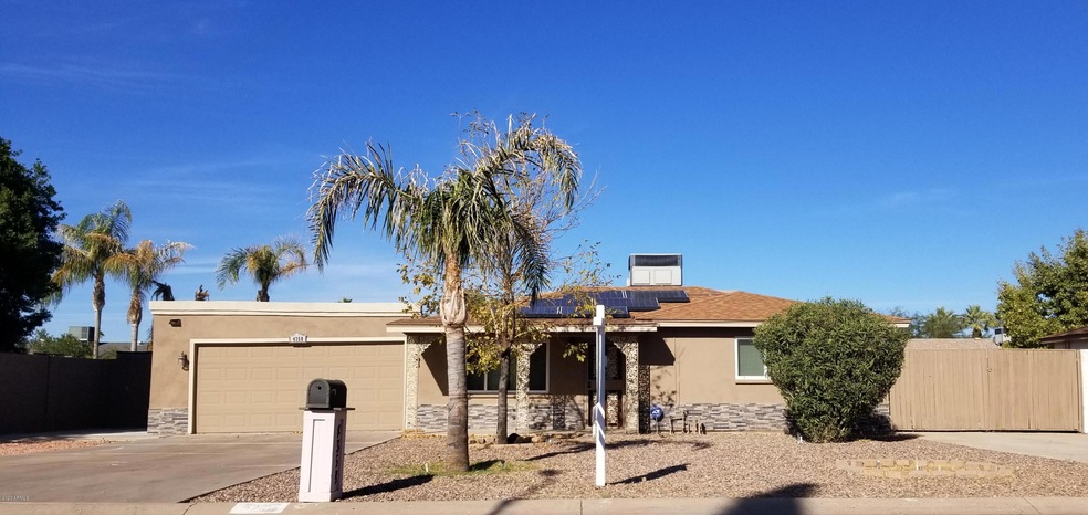 4358 E Robert e Lee St, Phoenix, AZ 85032 - photo 1