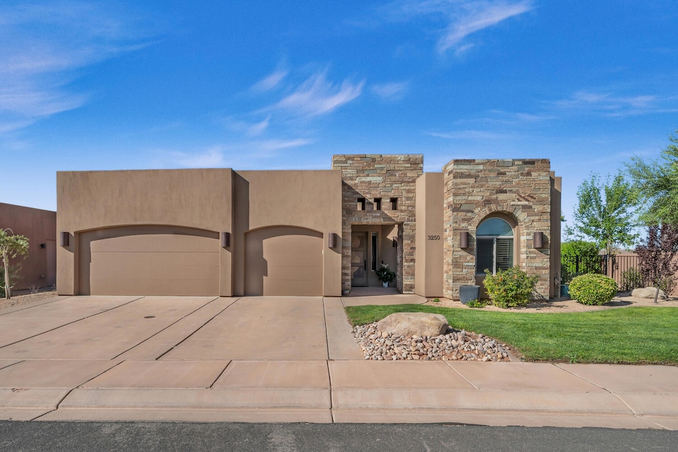 3250 S Red Sands Way Hurricane-large-001