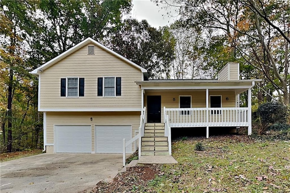 266 Grapevine Dr, Douglasville, GA 30134 - photo 1