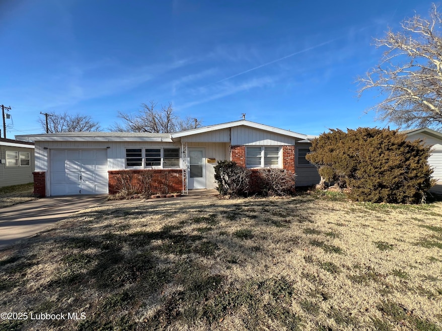 For Rent $1,250/month