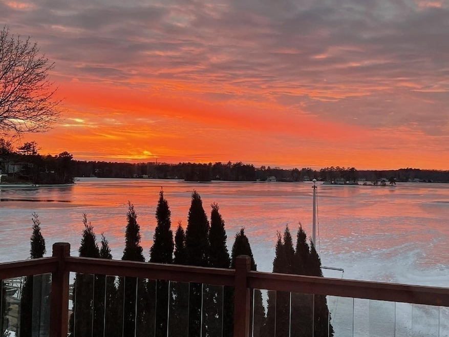 68 Bates Point Rd, Webster, MA 01570 - photo 1