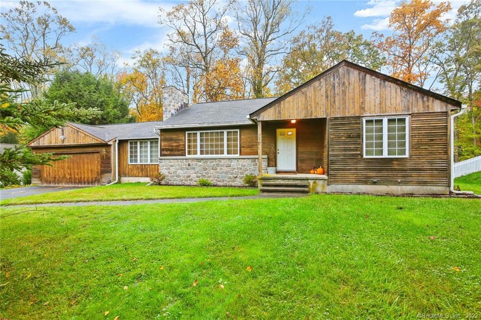 17 Lantern Hill Rd, Trumbull, CT 06611 - photo 1