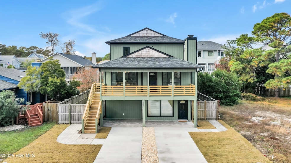 917 Riptide Ln, Carolina Beach, NC 28428 - photo 1